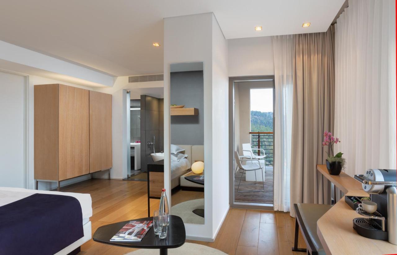 Cramim By Isrotel Exclusive Kiryat Anavim Eksteriør billede A room at the hotel