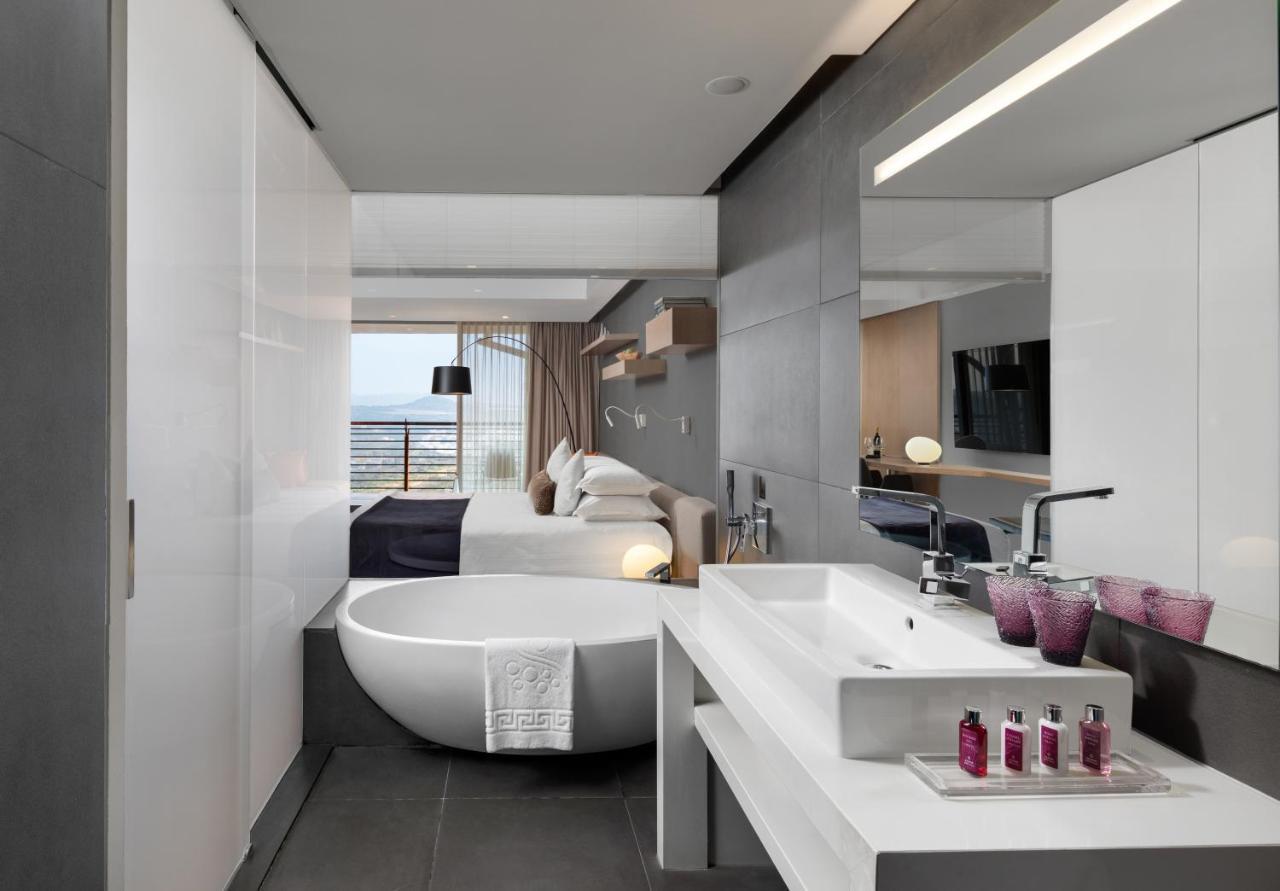 Cramim By Isrotel Exclusive Kiryat Anavim Eksteriør billede Bathroom