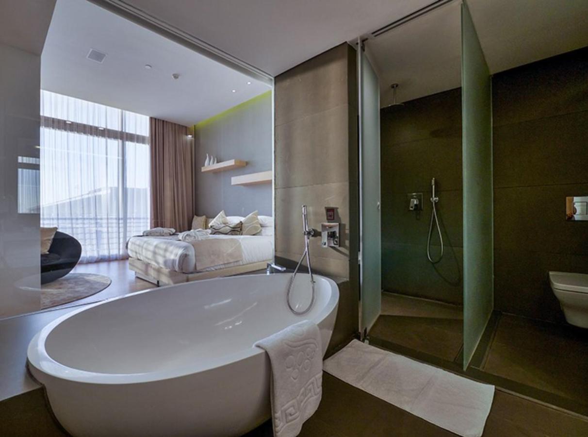 Cramim By Isrotel Exclusive Kiryat Anavim Eksteriør billede A bathroom in a hotel